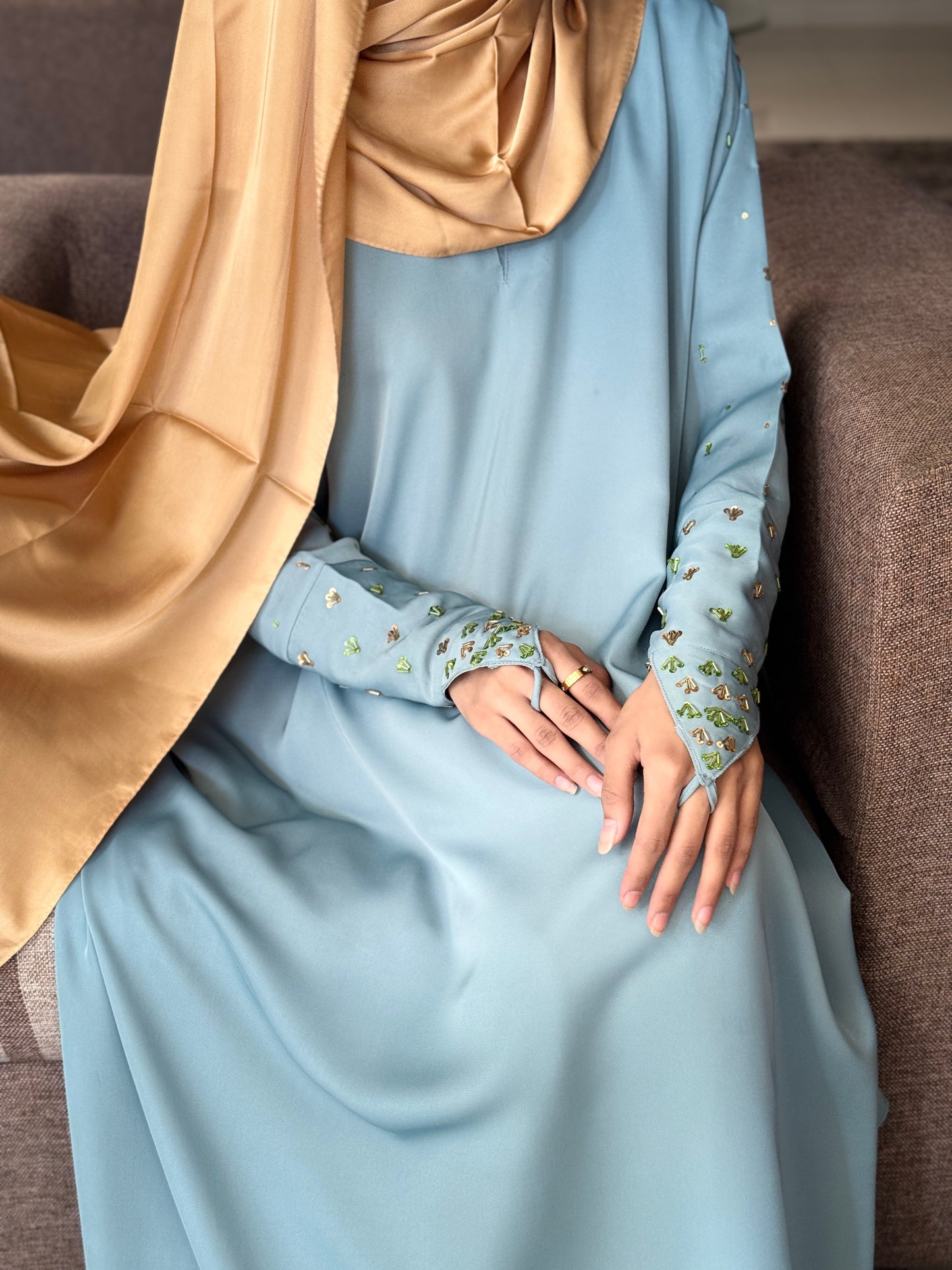 Nazneen Abaya- Delicate Hues