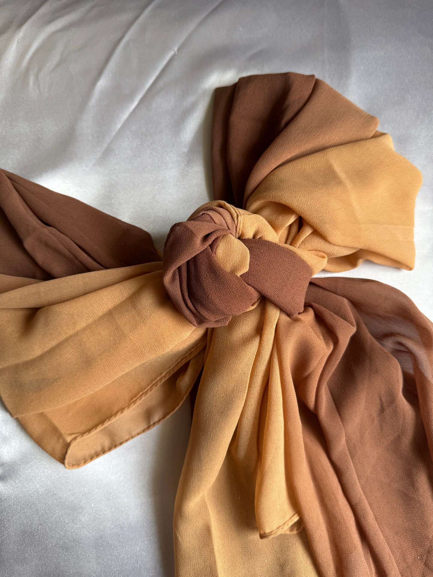 Ombre Georgette Hijab (Almond-Toffee)