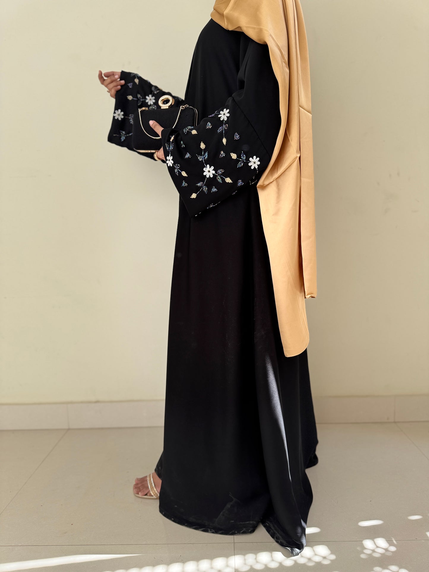 Nayrah Abaya- Radiant Black