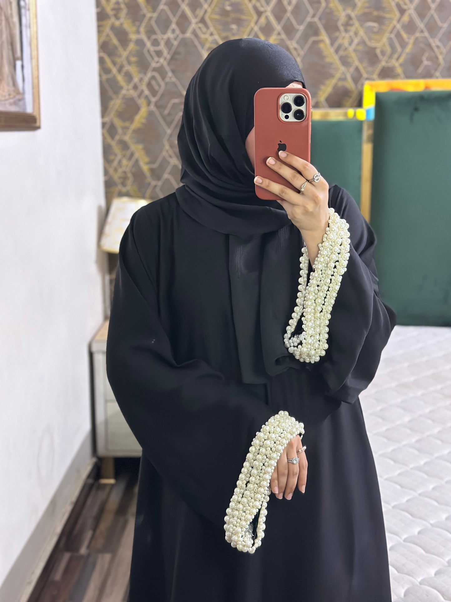 Rida- Pearlescent Luxury Crinkle Nida Abaya- Black