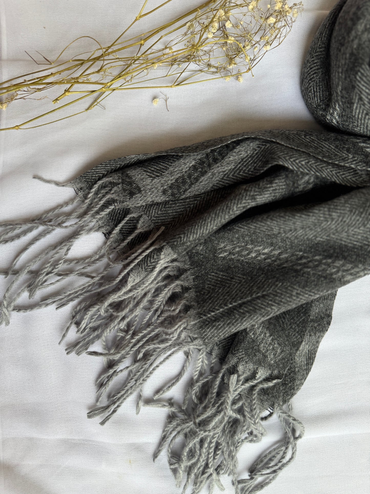 Woolen Pashmina-Criss Cross Print- Black Grey