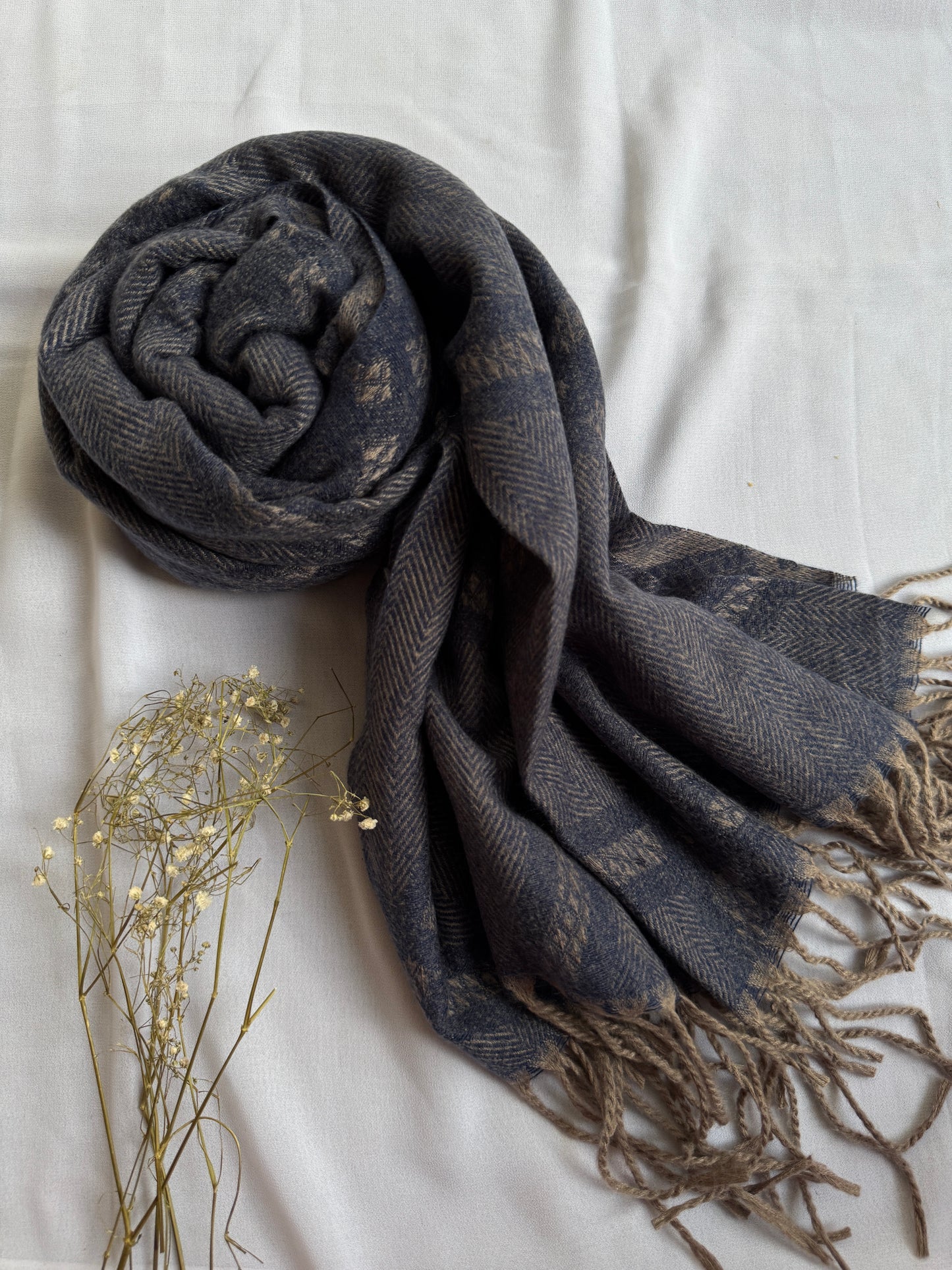 Woolen Pashmina-Criss Cross Print- Oxford Blue-Brown