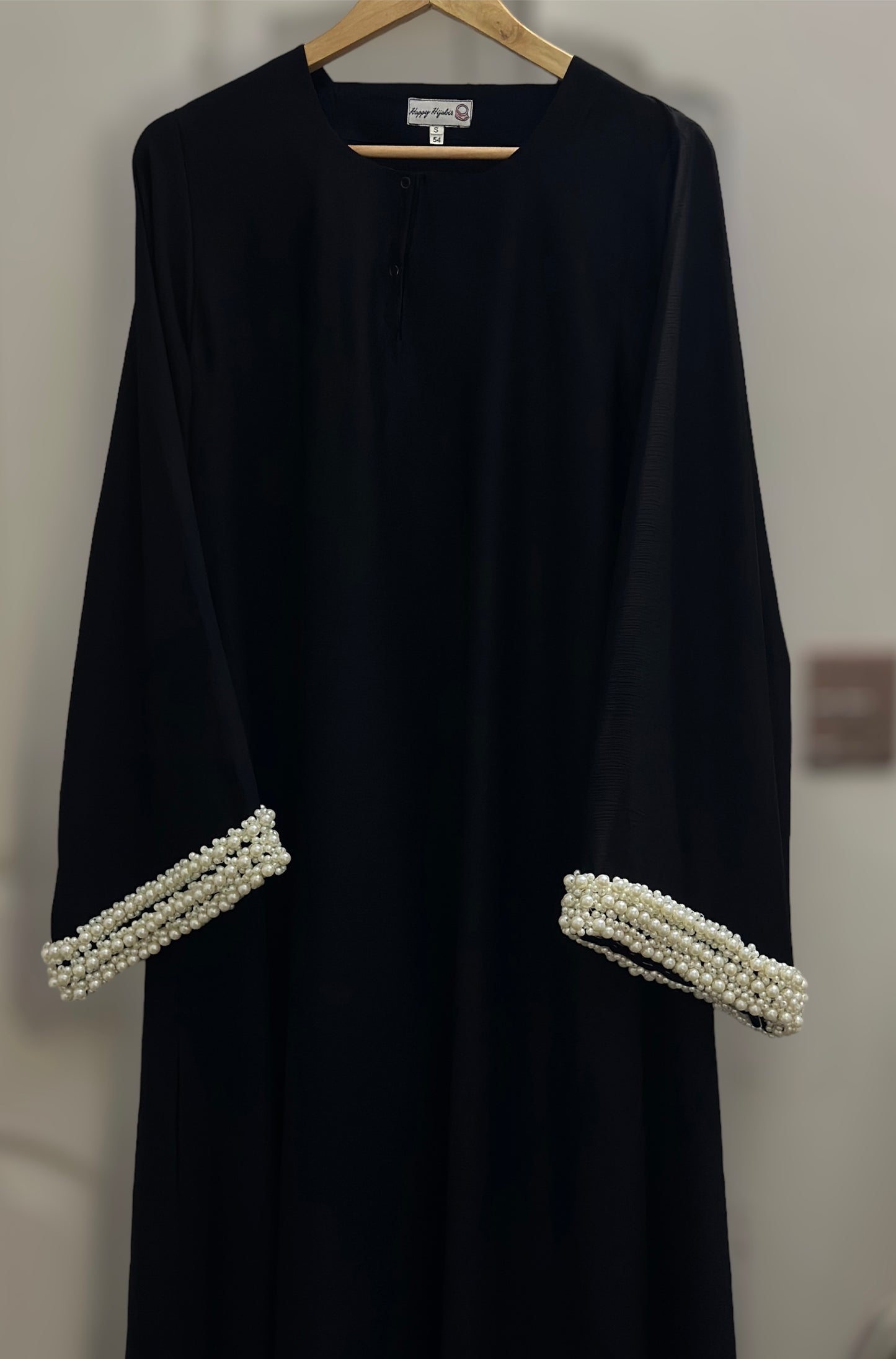 Rida- Pearlescent Luxury Crinkle Nida Abaya- Black